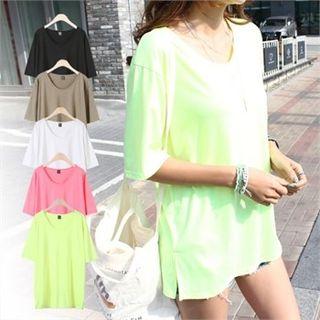 Scoop-neck Pastel Color T-shirt