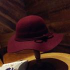 Bow-accent Round Woolen Hat
