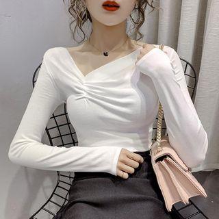 Asymmetric Neckline Shirred Long-sleeve T-shirt