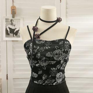 Rosette Printed Crop Top