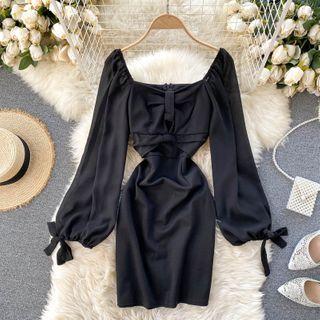 Square-neck Ruched Sleeve Dress