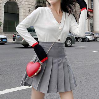 Set: Color Block Cardigan + Pleated Skirt