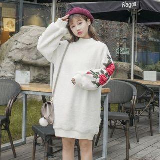 Embroidered Paneled Long Pullover