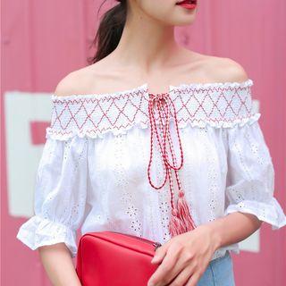 Short-sleeve Off-shoulder Blouse