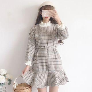 Houndstooth Flared Hem Shift Dress With Belt