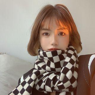 Checker Yarn Scarf