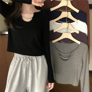 Long-sleeve Chain-accent T-shirt