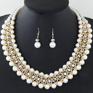 Set: Faux Pearl Necklace + Earring