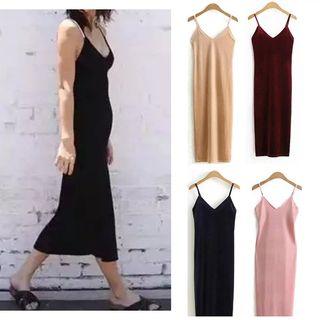 Plain V-neck Slim-fit Velvet Spaghetti Strap Dress