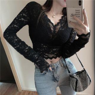Long-sleeve Padded Cropped Lace Top