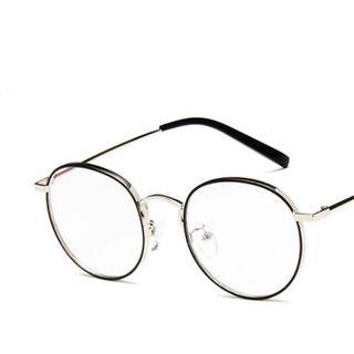 Metal Frame Round Eyeglasses