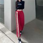 Long-sleeve Lettering Cropped T-shirt / Color Block Sweatpants