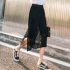 Mesh Overlay Capri Leggings