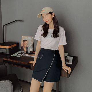 Asymmetrical Contrast Trim A-line Skirt