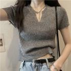 Knitted V-neck Cropped T-shirt