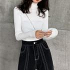 Turtleneck Knit Top / Contrast Stitch Slit Wide-leg Jeans