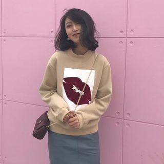 Red Lips Print Fleece-lined Pullover