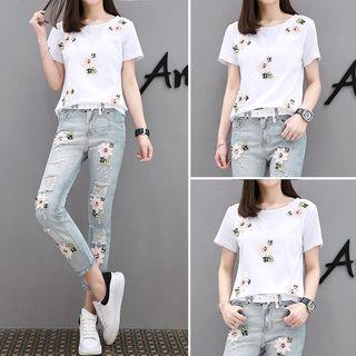 Set: Short-sleeve Embroidered T-shirt + Jeans