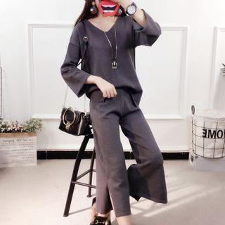 Set: Plain V-neck Sweater + Knit Pants