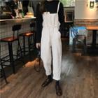 Long-sleeve T-shirt / Drawstring Waist Jumper Pants