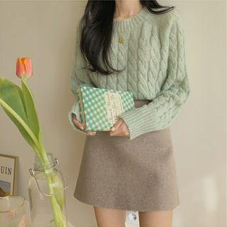 Crew-neck Cable Knit Sweater / High Waist A-line Skirt