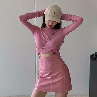 Plain Long-sleeve Top / Faux-leather A-line Skirt