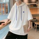 Elbow-sleeve Hooded Applique T-shirt