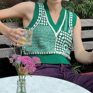 V-neck Crochet Crop Knit Vest