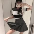 Color Block Short-sleeve Knit T-shirt / Pleated Skirt