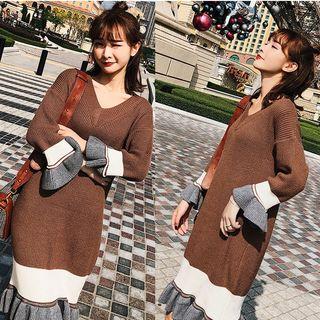 Color Panel V-neck Long Sleeve Knit Dress