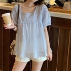Square-neck Puff Short-sleeve Loose-fit Blouse