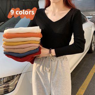 Long-sleeve V Neck Knit Top