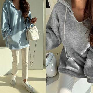 V-neck Napped Kangaroo Hoodie