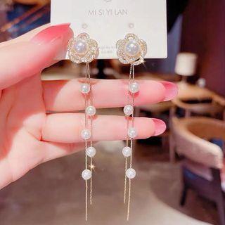 Flower Faux Pearl Alloy Fringed Earring 1 Pair - White Faux Pearl - Gold - One Size