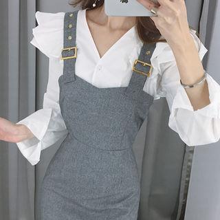 Collarless Wing-frill Blouse