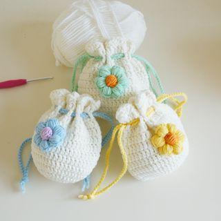 Flower Crochet Knit Drawstring Pouch