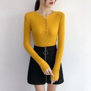 Long-sleeve Round Neck Button-up Light Knit Top
