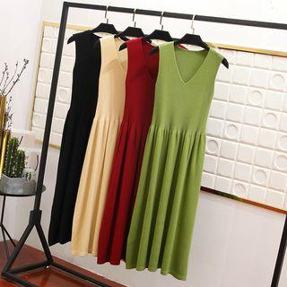 V-neck Sleeveless A-line Knit Dress
