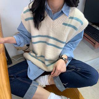 Striped Knit Vest / Long-sleeve Plain Shirt