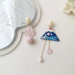 Mt Fuji Rabbit Asymmetrical Alloy Dangle Earring