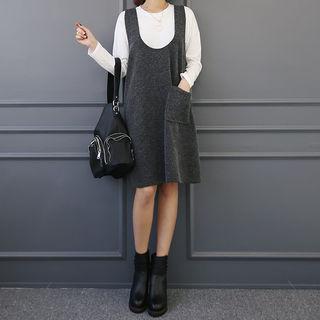 Set: U-neck Pinafore Dress + Round-neck Long-sleeve T-shirt