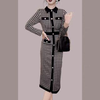 Long-sleeve Houndstooth Collared Midi Sheath Dress Black & White - One Size