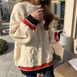 Contrast-trim Oversized Cable-knit Sweater
