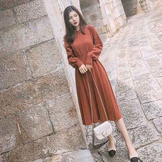 Long-sleeve Midi Pleated A-line Knit Dress