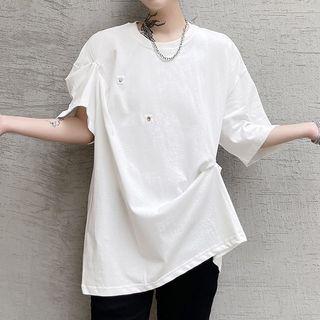 Short-sleeve Plain Asymmetrical Metal-accent T-shirt