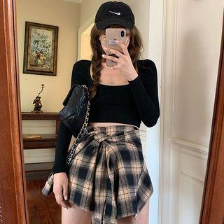 Long-sleeve Crop T-shirt / Plaid Mini A-line Skorts
