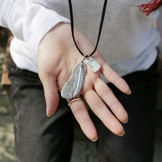 Feather-pendant Necklace