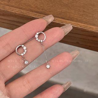 Asymmetrical Drop Ear Stud 1 Pair - Silver - One Size