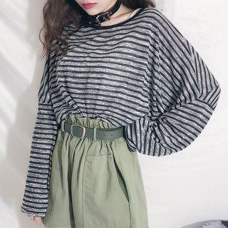 Striped Long-sleeve T-shirt / High Waist Shorts