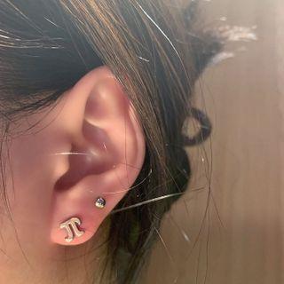 Pi Symbol Ear Stud
